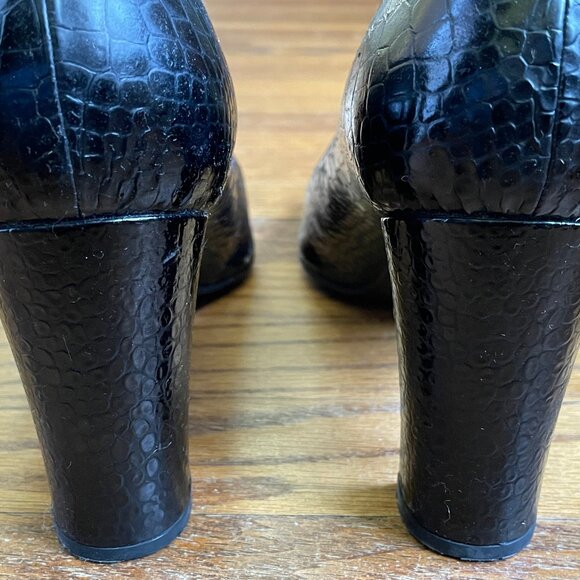 Stuart Weitzman Black Snake-Embossed Court Shoes, 9 1/2 M - Picture 14 of 16